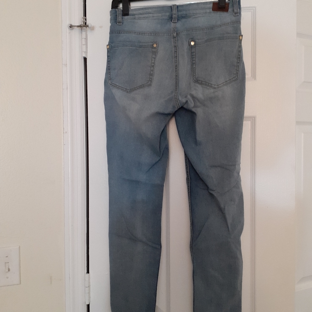 Jeans - Picture 2 of 2